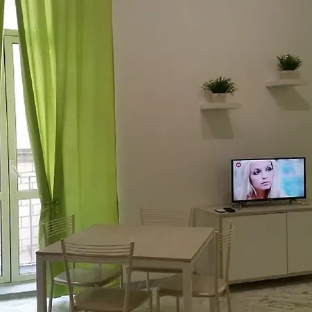 Apartment Sleep In